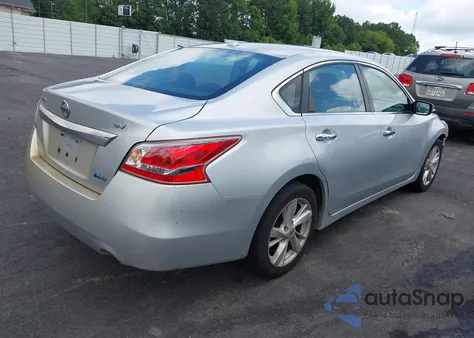 2013 Nissan Altima 2.5 Sv z USA, uszkodzony, nr VIN 1N4AL3AP8DC910787